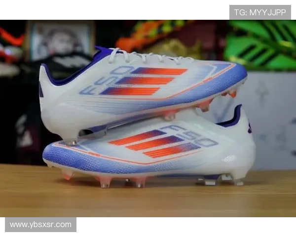 球星签名足球鞋价格揭秘：影响因素及市场行情分析