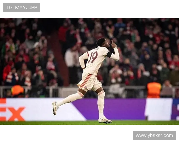 足球后卫八号球星是谁 了解这位场上铁卫的风采与贡献